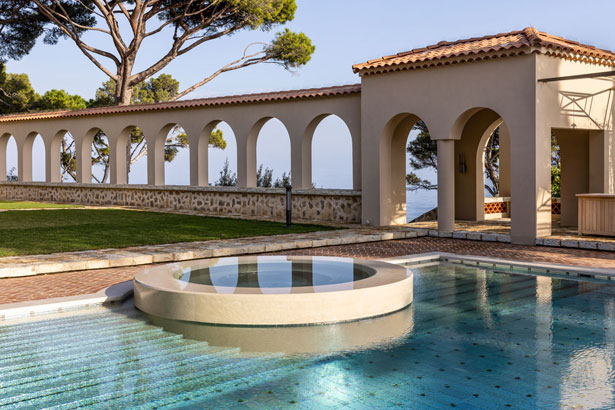 De villa La Capponcina met geheel nieuw zwembad 